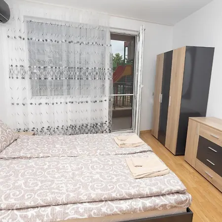 славея كافارنا