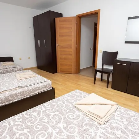 славея كافارنا