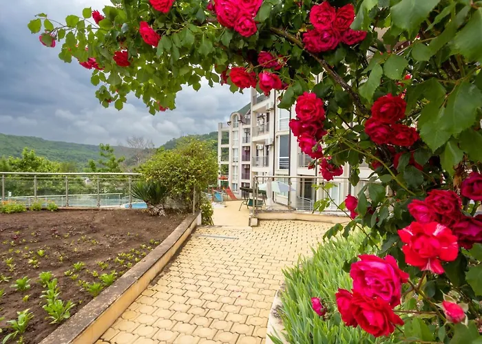 Апартамент славея *