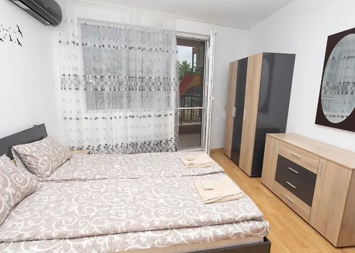 славея Kavarna